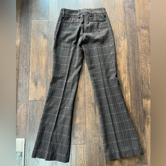 100% wool Hugo Boss dress pants - Picture 4 of 5